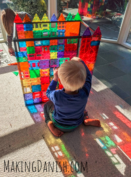 magnetic play tiles